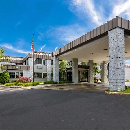Clarion Pointe Jamestown - Falconer Exterior foto
